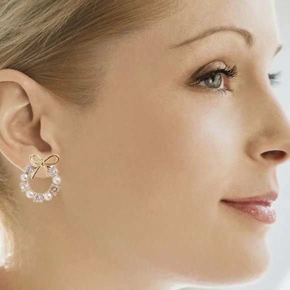 Macy’s S925 Gold Bow Pearl & Cubic Zirconia Stud Earrings - Picture 2 of 4